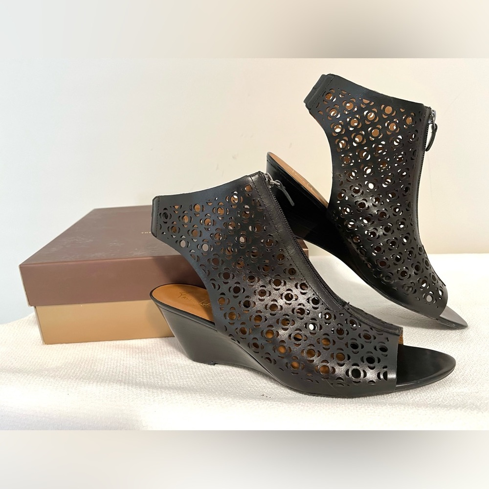 12M Franco Sarto open toe wedge sandal